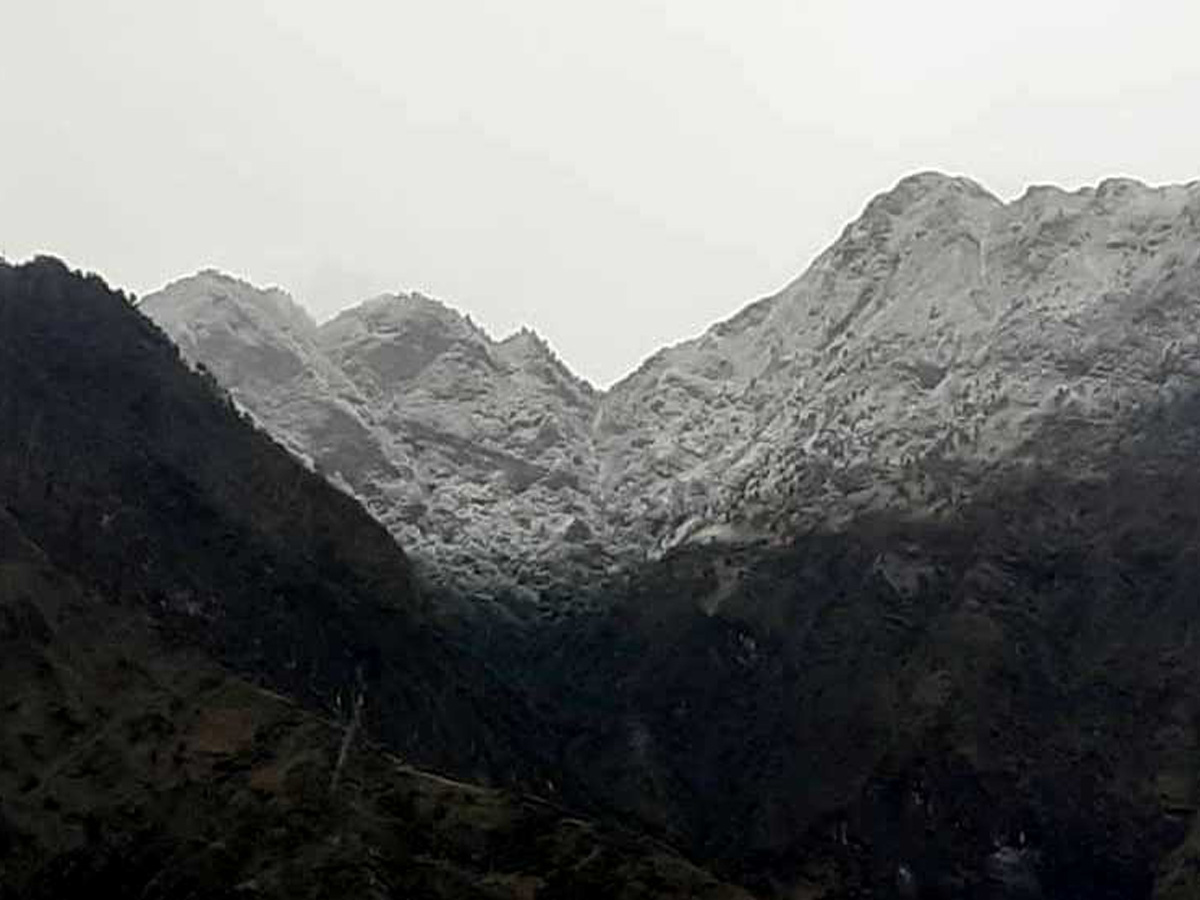 बर्षाका कारण सुदूर पहाडमा चिसो बढ्यो, दार्चुलाको हिमाली क्षेत्रमा हिमपात 
